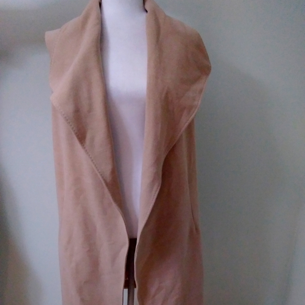 WHBM Open Long Vest